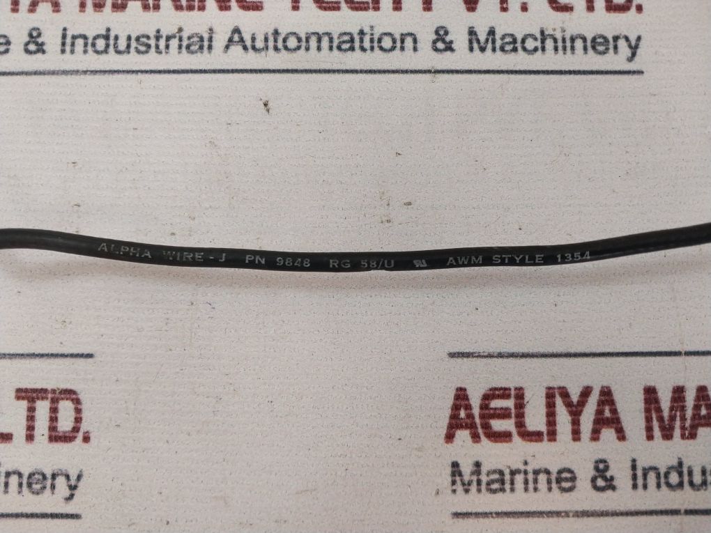 Jvc Tm-1010Pn Video Monitor Tk-c1481Eg Color Video Camera 3239 Photo Optic Lamp With Connector Cables