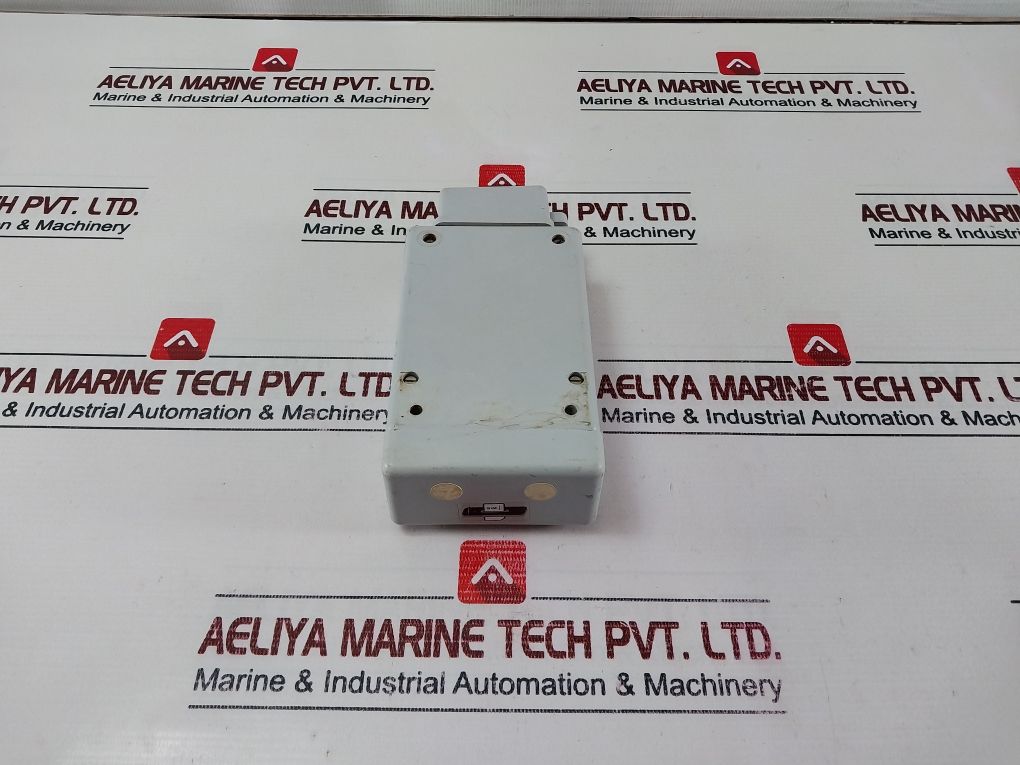 Kakatiya 198710 Outdoor Light Controller S/H2B1M/0542