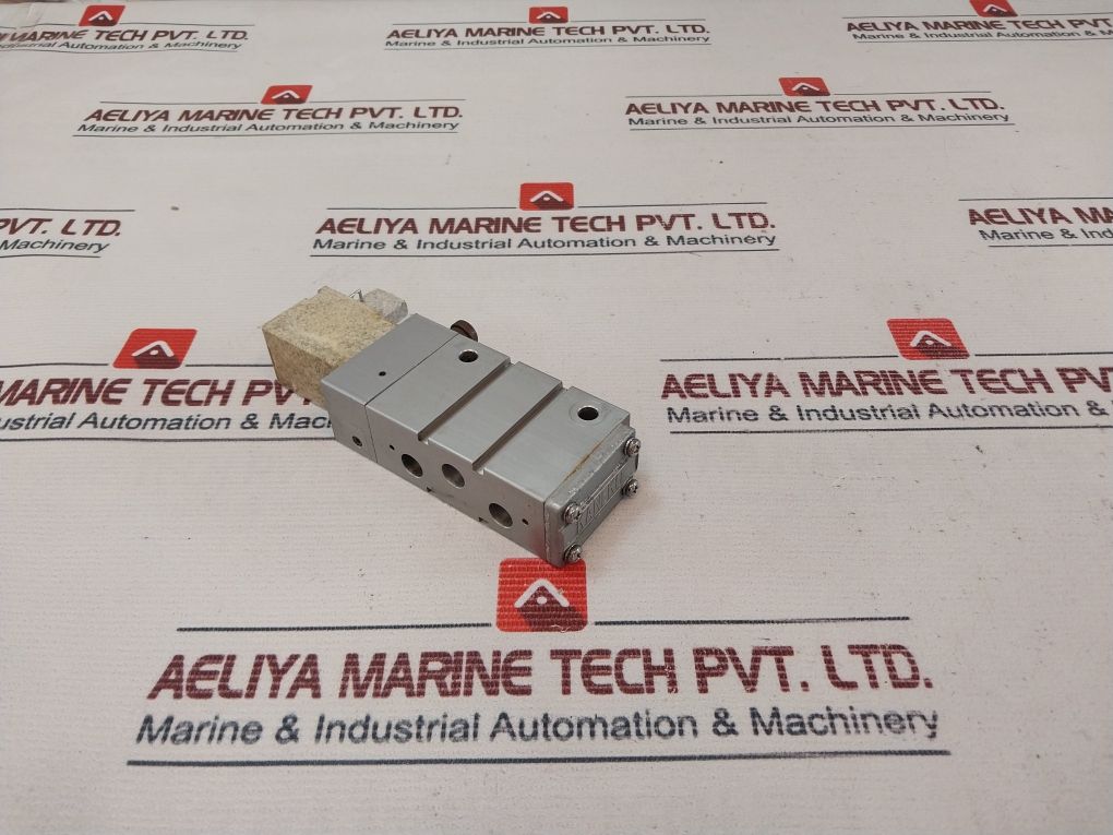 Kaneko Sangyo Mb15G-10-a3P Air Solenoid Valve 200/220V Ac