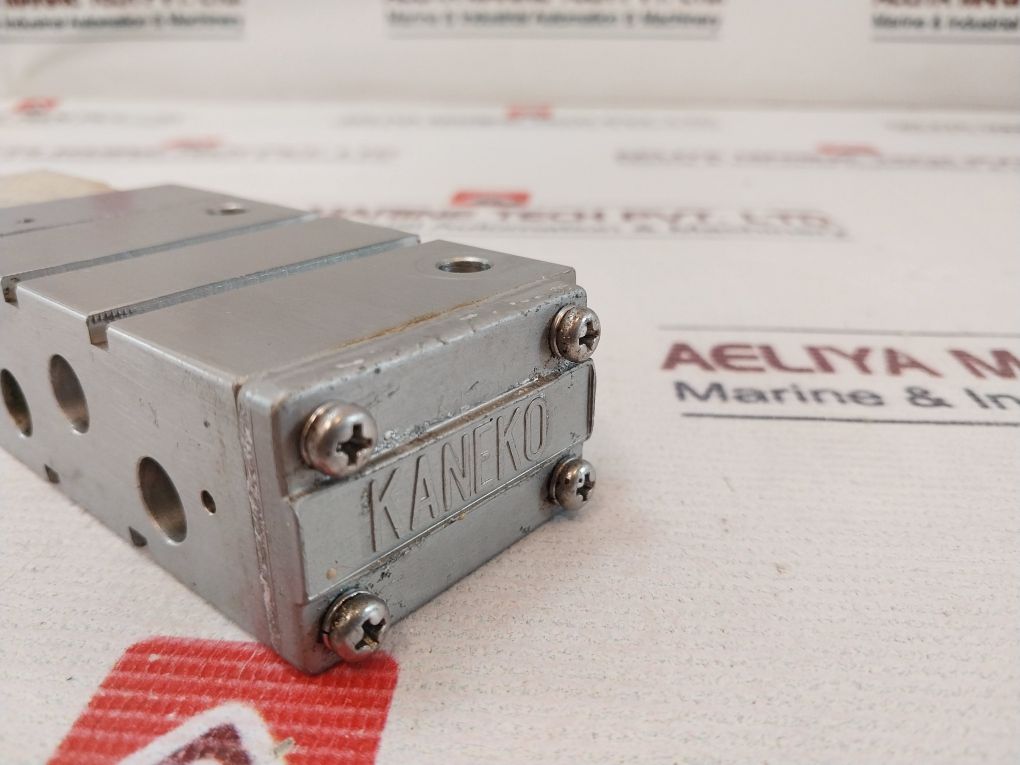 Kaneko Sangyo Mb15G-10-a3P Air Solenoid Valve 200/220V Ac
