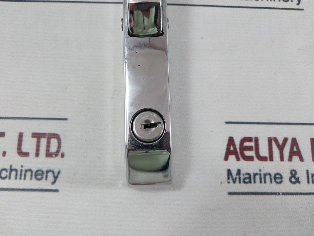 Kason 174-4 Latch Straight Handle With Lock 174-4