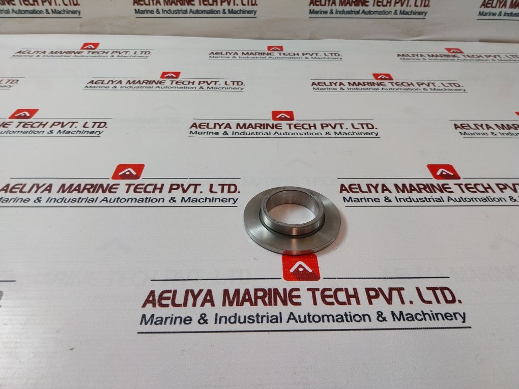 Kew 6100945 Bearing Track