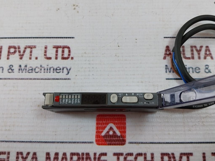Keyence Fs-v11P Fiber Optic Amplifier Sensor 8521489 Class 2