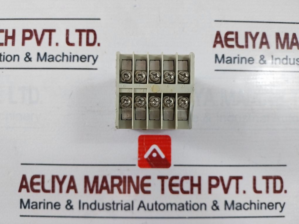 Keyence Rc-19 Counter 12~24V Dc