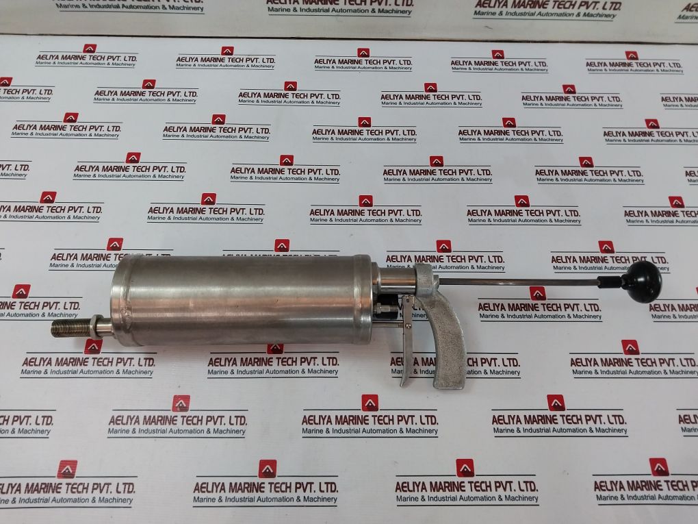 Kinetic Water Ram Model G [Incomplete] General Pipe Cleaner Set