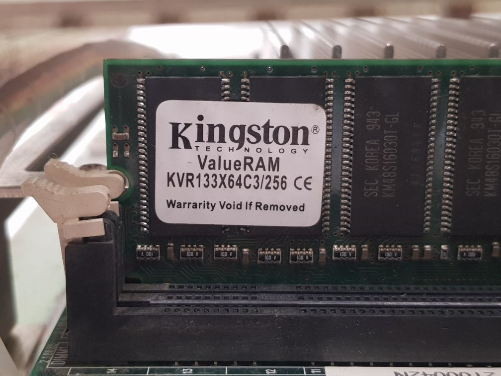 Kingston Technology Kvr133X64C3/256 Memory Board