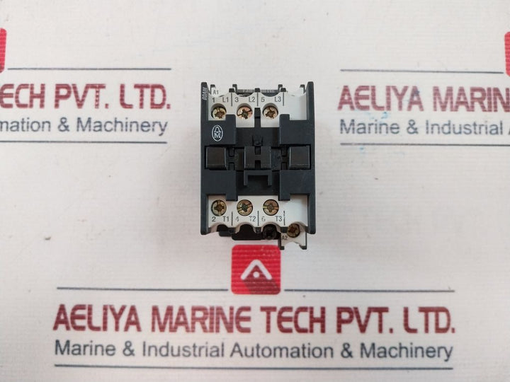 Klöckner Moeller Dil 00Am Contactor 250V Dc