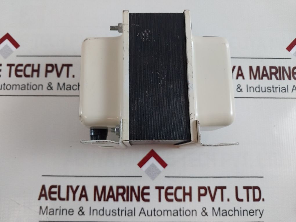 Klass Tc-500 Up/Down Ac Converter/Transformer 220V 110V