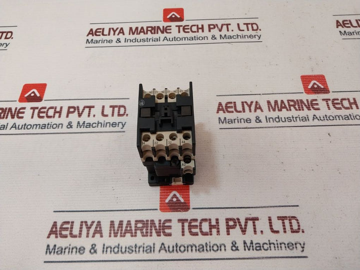 Klockner-moeller Dilr22 Contactor Relay 220V 60Hz