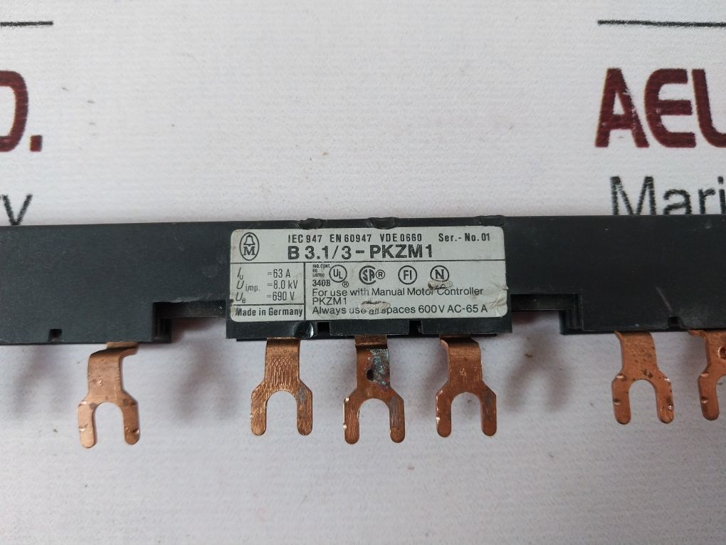 Klockner Moeller B 3.1/3-pkzm1 Auxillary Line Feeder