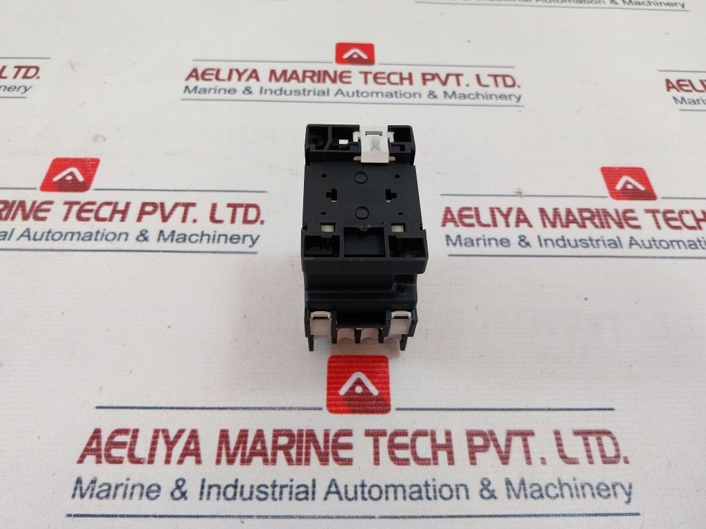Klockner Moeller Dil00M-01 Contactor 8000V