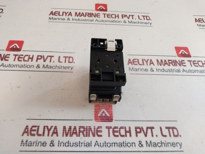 Klockner Moeller Dil R22 Auxiliary Contactor Relay 250V