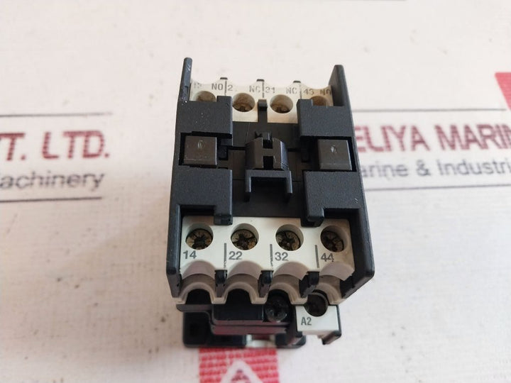 Klockner Moeller Dil R22 Auxiliary Contactor Relay 250V