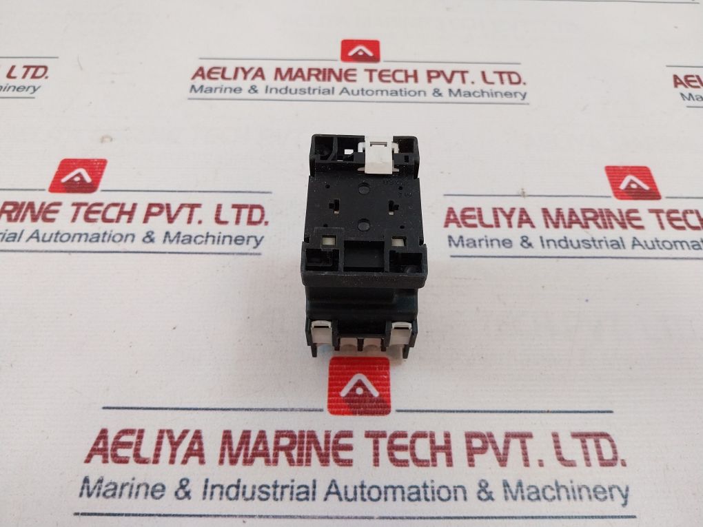 Klockner Moeller Dil R 22 System Contactor Relay 230V 50/60 Hz