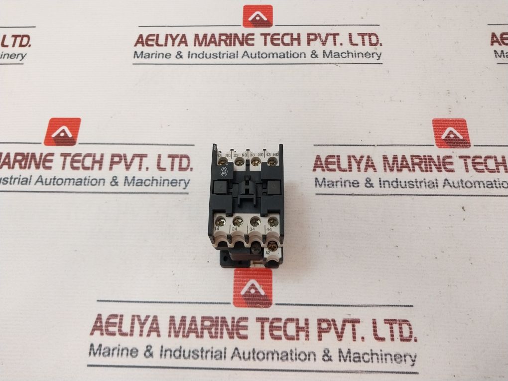 Klockner Moeller Dilr40-g Contactor Relay 110V 50/60Hz