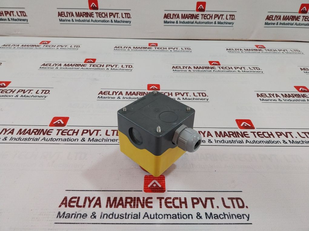 Klockner Moeller Ek10C Generic Push Button Switch