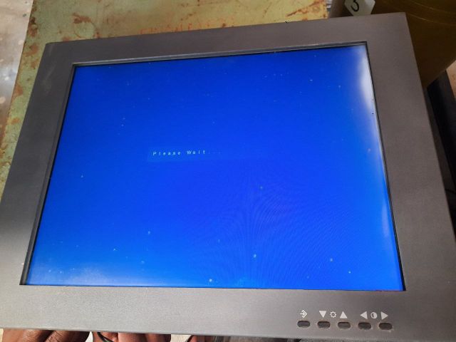 Kme 19Lm151A71Un/1 Display 12V Dc(Not Working)