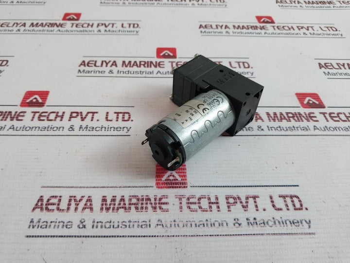 Knf Flodos Pml4766-nf30 Diaphragm Valve Liquid Pump 24V