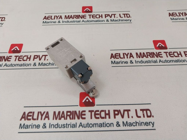 Koino Klca12 Limit Switch Adjustable Roller Lever Type 125Vac 250Vac 10A