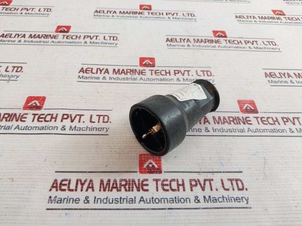 Kopp 1807.1600.3 Socket Elec Schuko 2-pin+Earth Rubber Plug