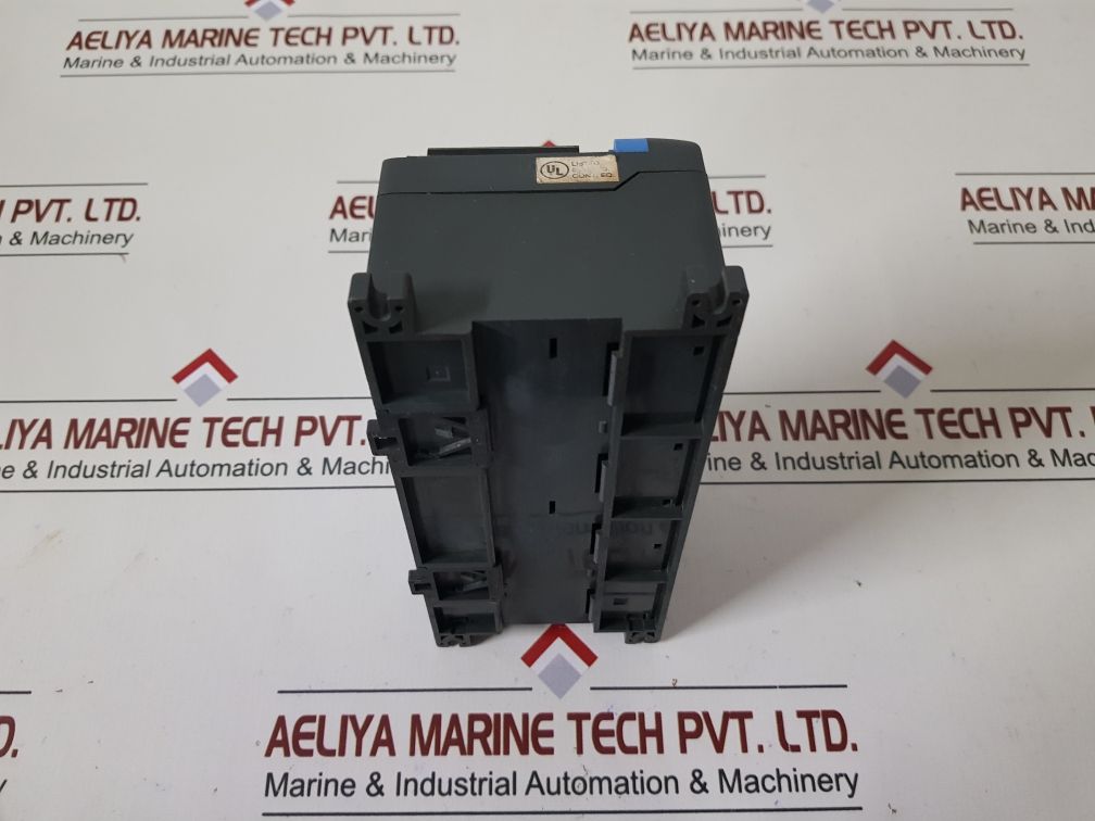 Koyo Direct Logic 205 D2-04B,Dl230 Cpu,D2-16Nd3-2,D2-16Td1-2,F2-04Ad-1 Module
