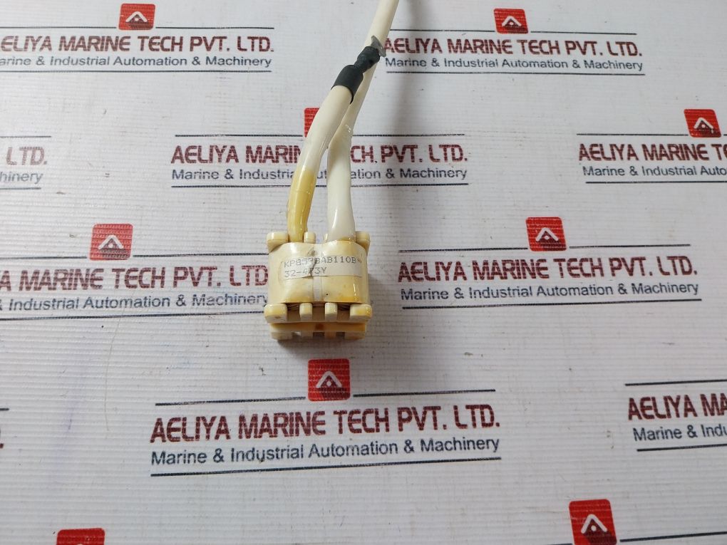 Kp8598Ab110B 32-473Y Sensor Connector