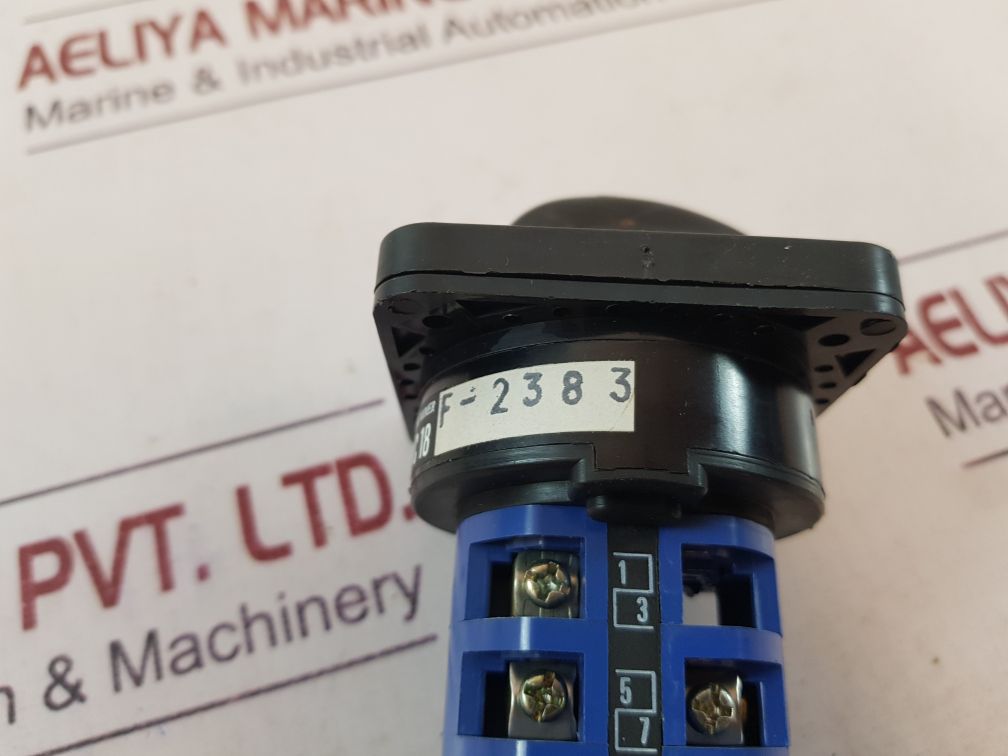 Kraus & Naimer C18 F-2383 Rotary/Cam Switch 20 Amp