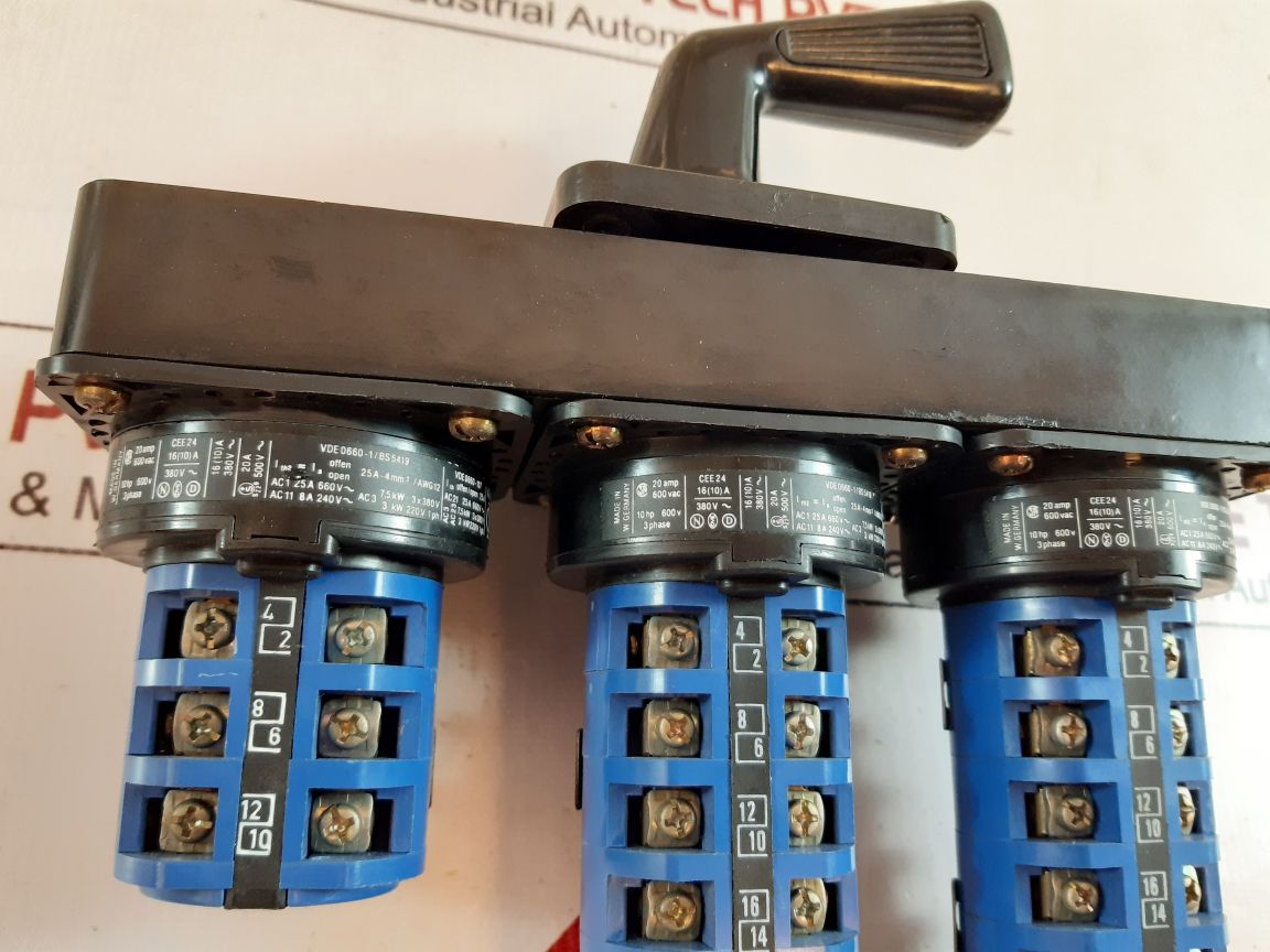 Kraus & Naimer C18 Rotary Cam Interruptor