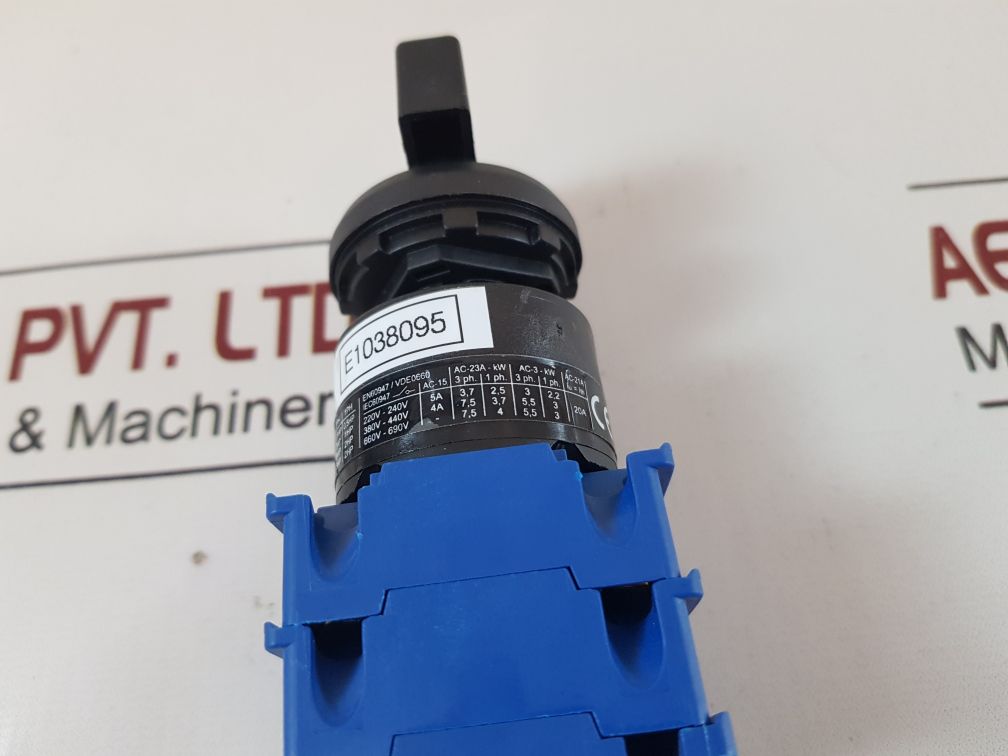 Kraus & Naimer Ch10 Control Switch