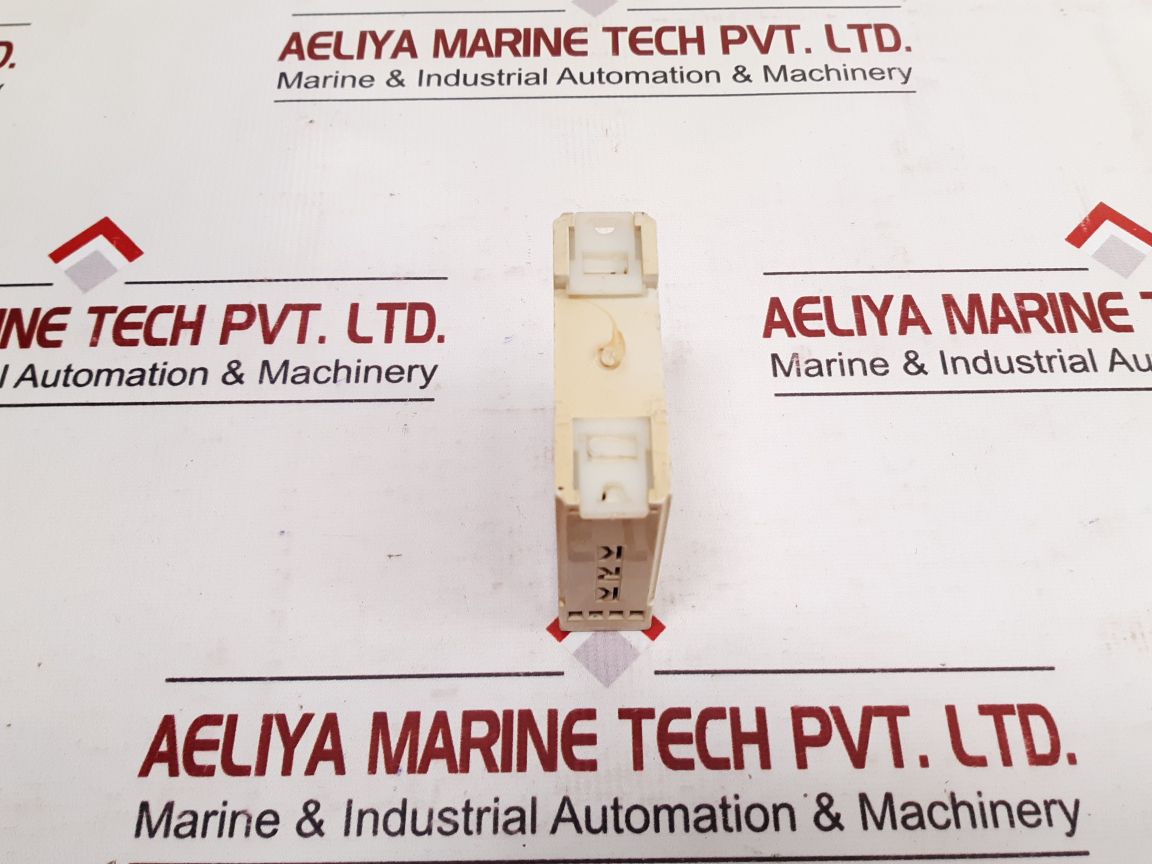Krk Szr 30 Delay On Timer 250V Ac/ 10A