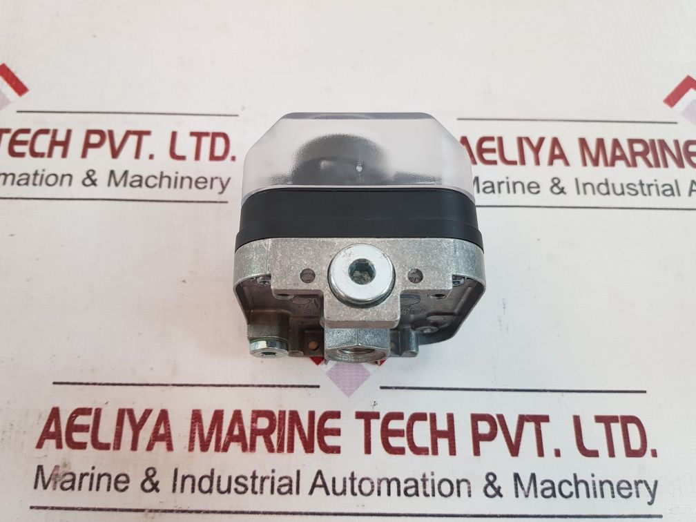 Krom Schroder Dg150U-3 84447500 Gas Pressure Switch 84447500