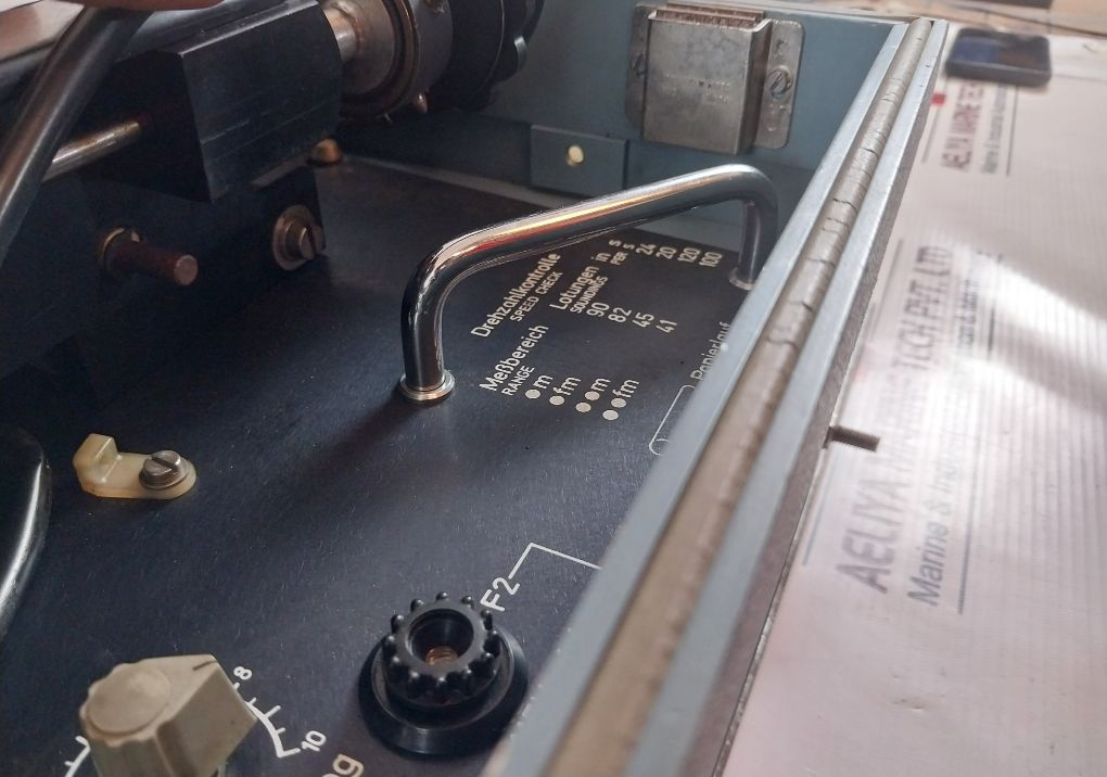 Krupp Atlas-elektronik Echograph 460 Az 6023 Echosounder Display Device