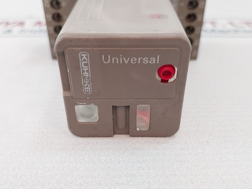 Kuhnke Uf3-230Vac N Relay W/Socket