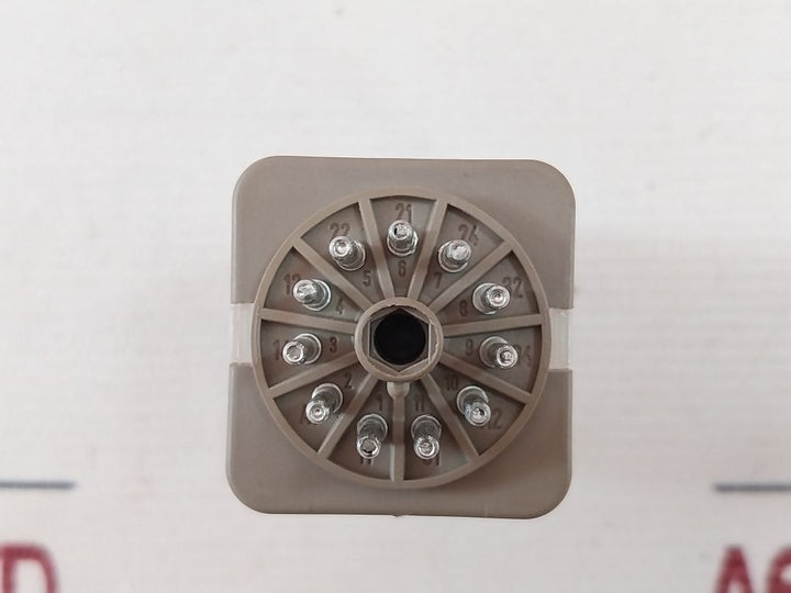 Kuhnke Uf3-230Vac N Relay