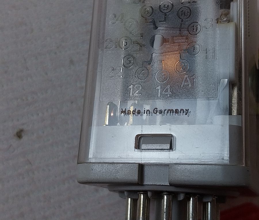 Kuhnke Uf3-24Vac Universal Relay