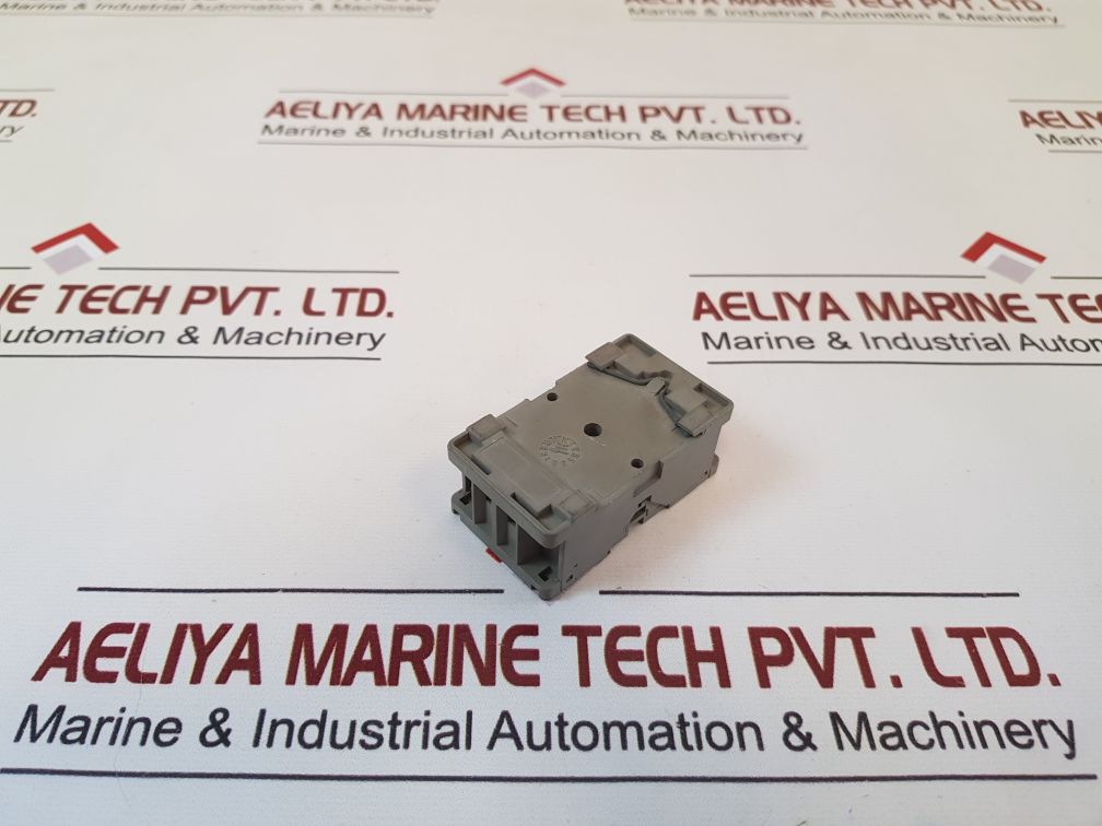 Kuhnke Z392 Universal Relay 8 Pin Octal Socket For 2Pole
