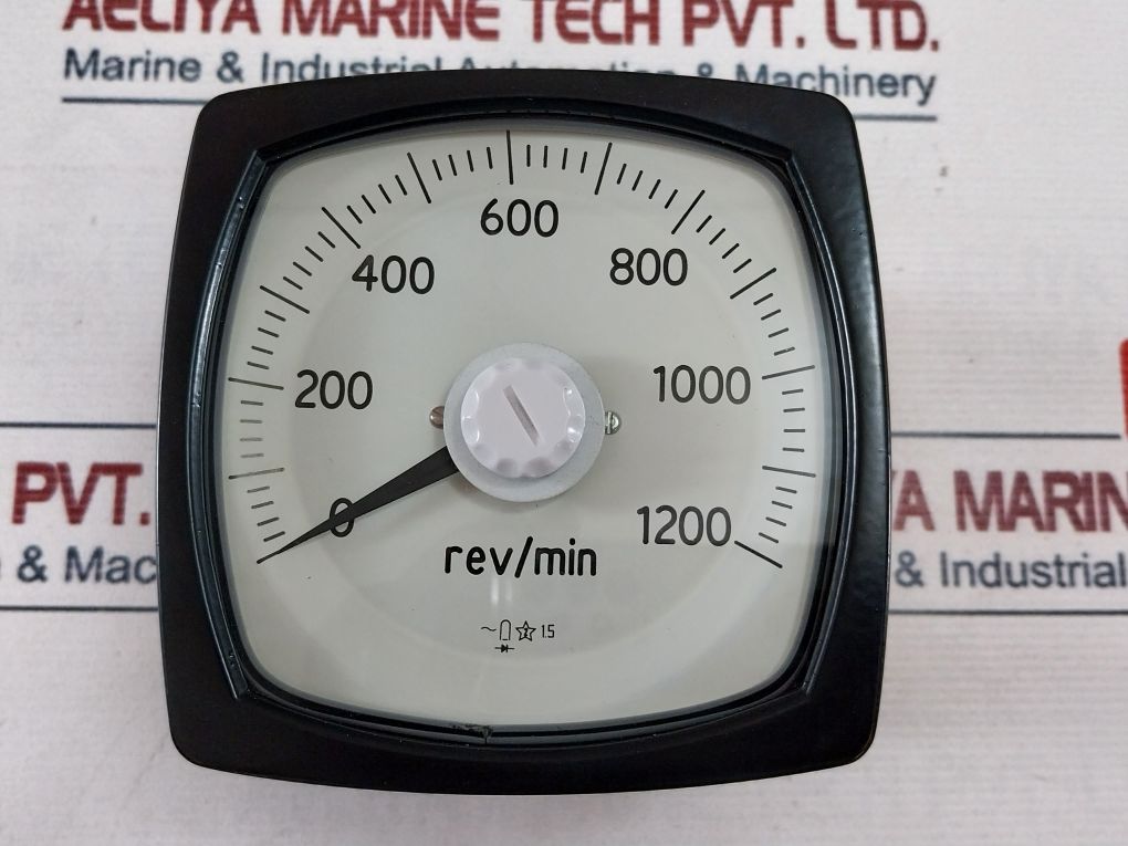 L S Controls 0-1200 Rev/Min Tachometer