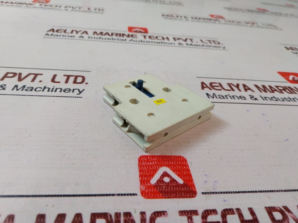 L&T Mnx-a4 Auxiliary Contact Block