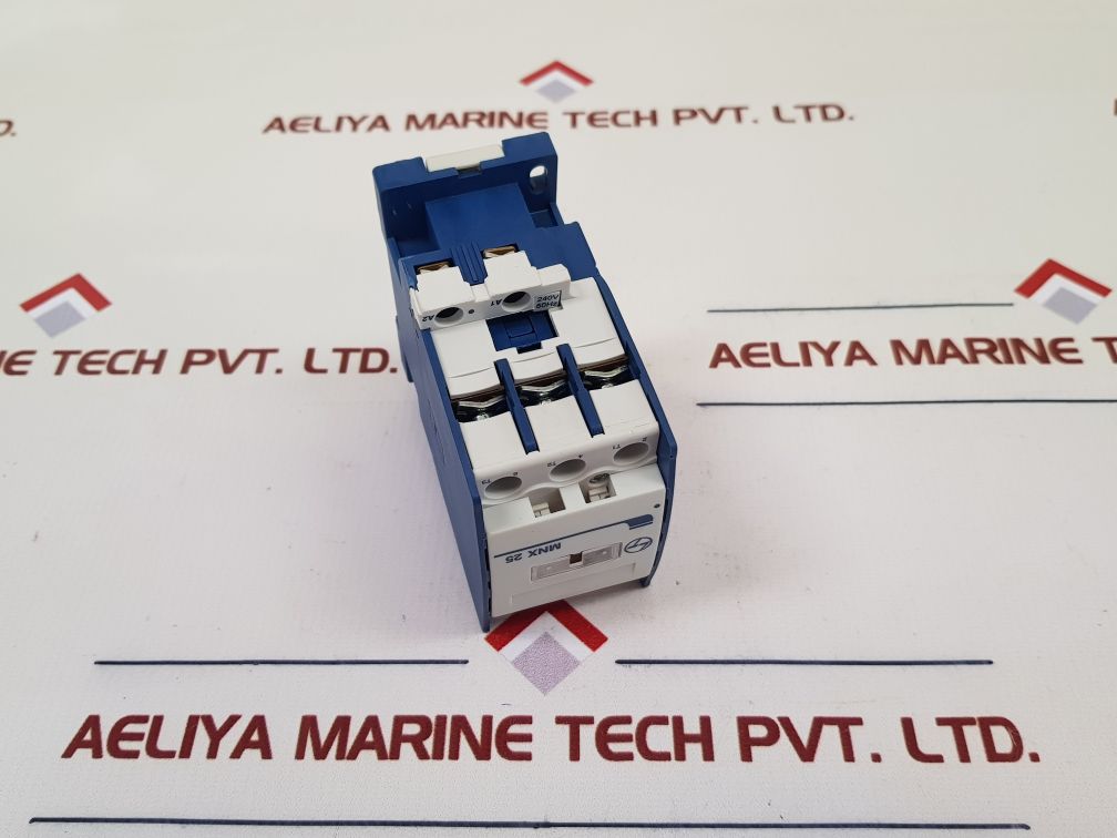 L&T Mnx 25 Switchgear Cs 94110 Contactor