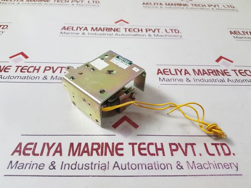 L&T mv undervoltage release sl 00642