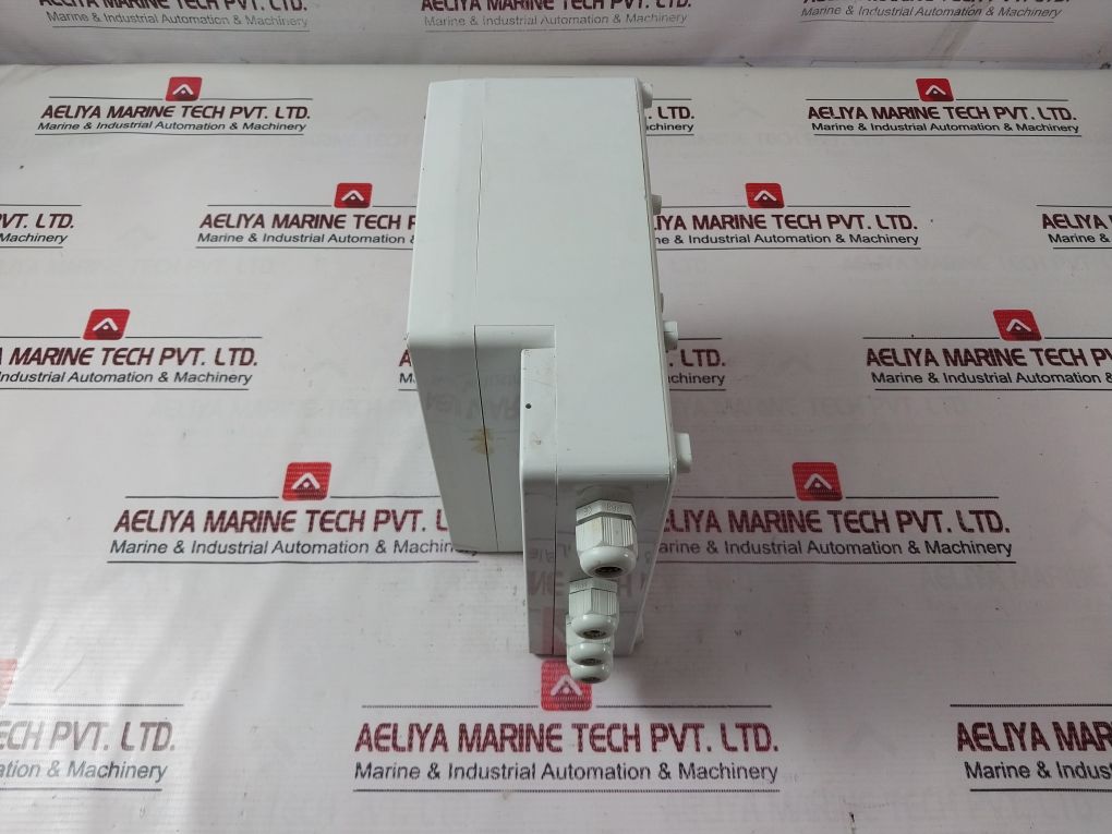 Ladac 4041-2 Triple Battery Charger 42 Vac