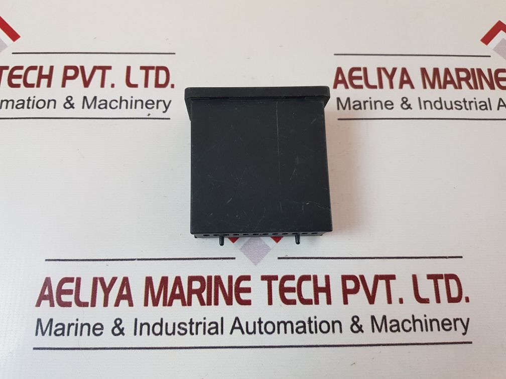 Lae Electronic Mcdu 11/2 T1Rd Panel Meter