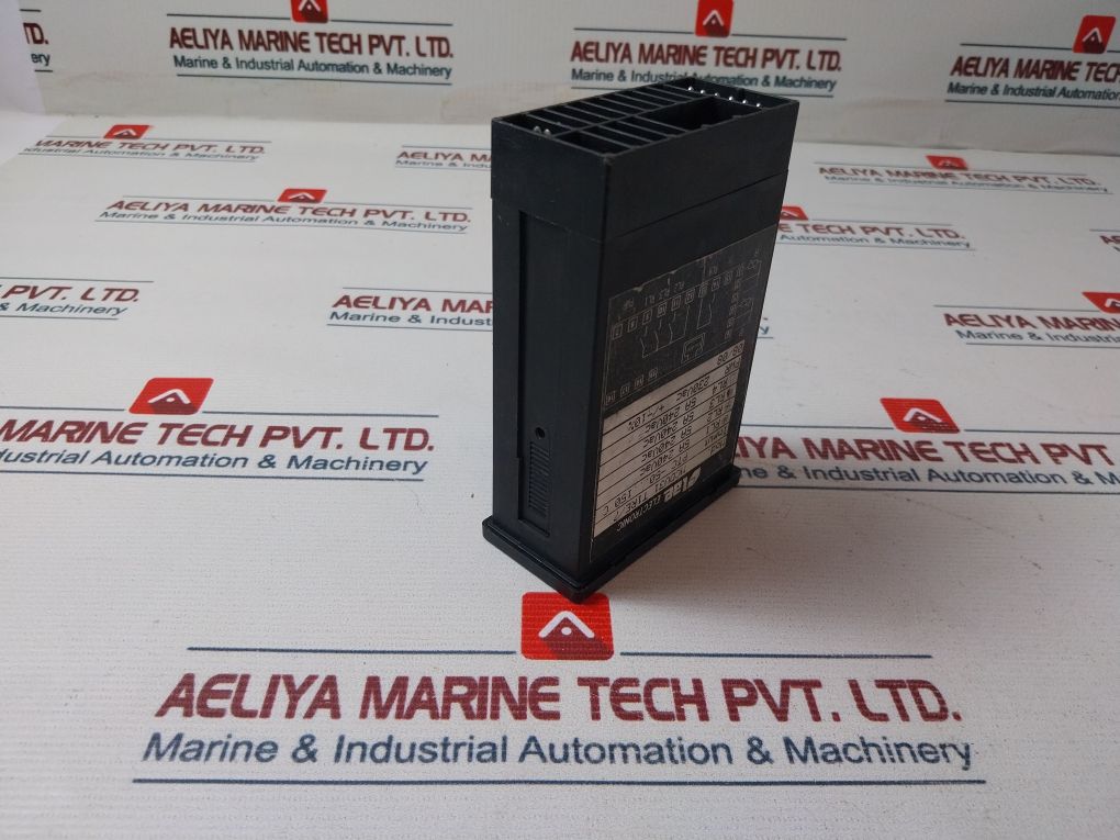 Lae Electronic Mcdu 31 Digital Temperature Controller