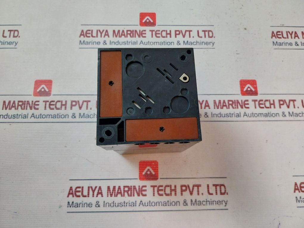 Landis & Gyr Lal2.14 Burner Controller 220-240V