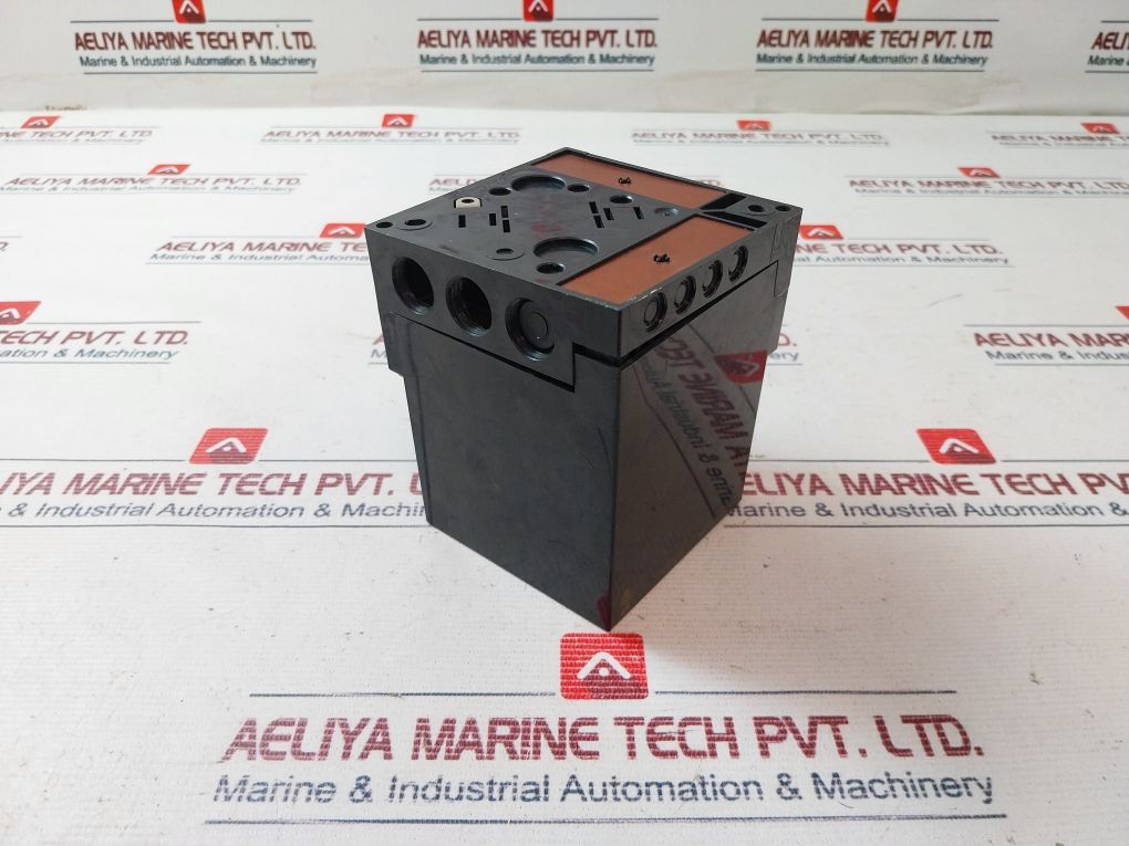 Landis & Gyr Lal2.14 Burner Controller 220-240V