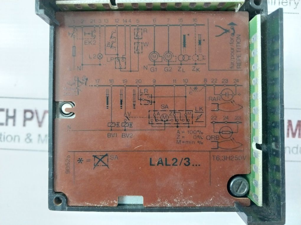 Landis & Gyr Lal2.25 Burner Controller 220-240V