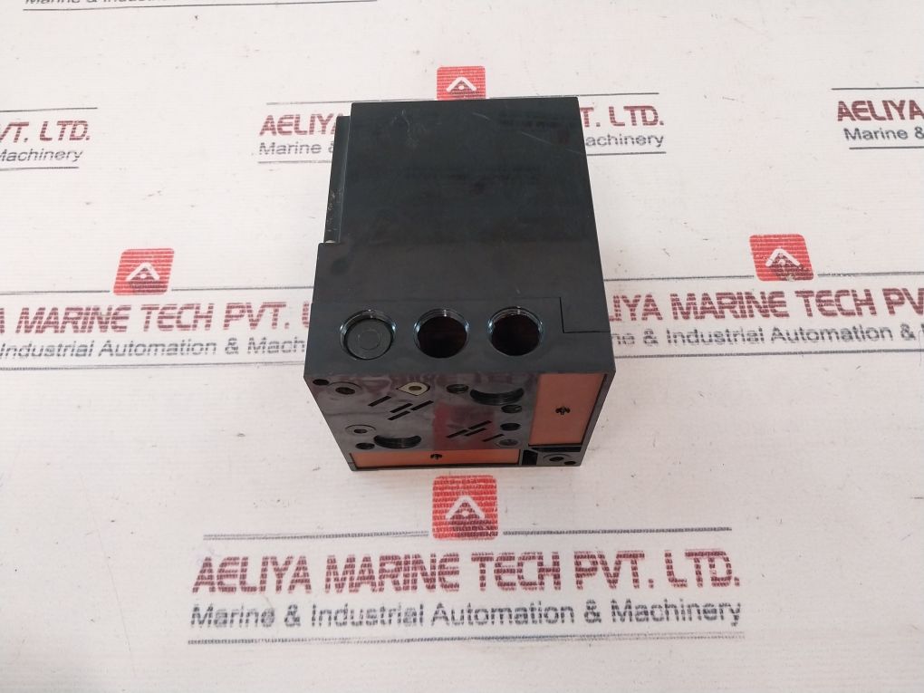 Landis & Gyr Lal3.25 Oil Burner Control 100-110V