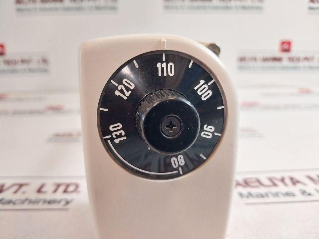 Landis & Gyr Rak 12.1041 Thermostat Ip43