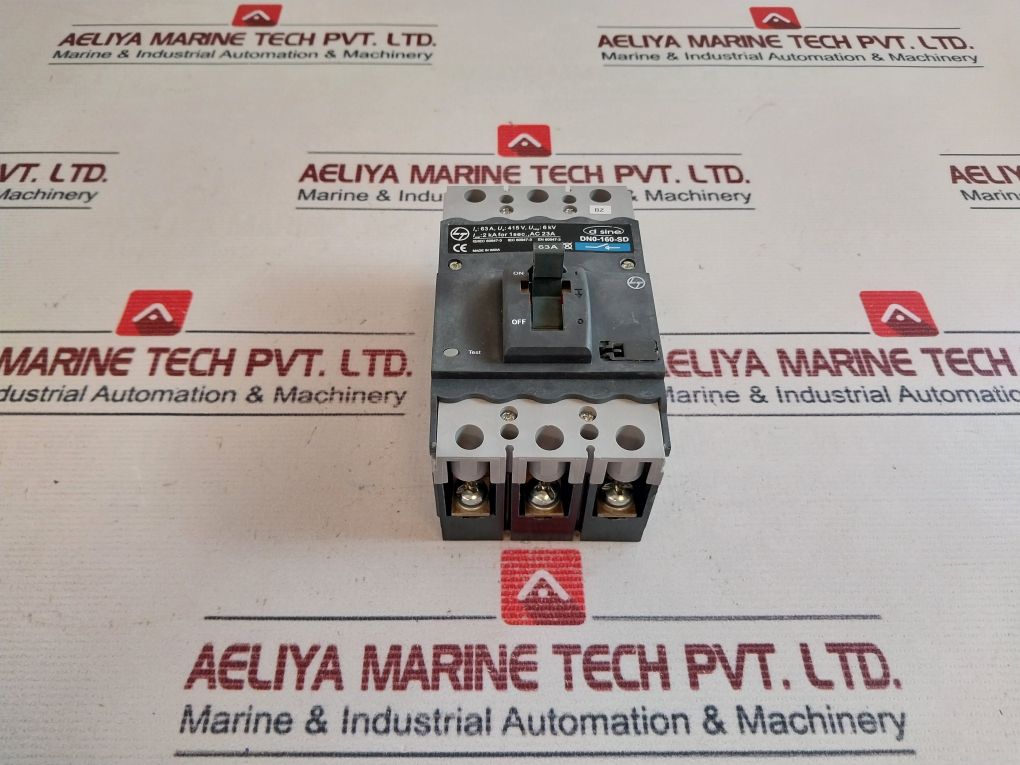 Larsen & Toubro Dn0-160Sd 3 Pole Moulded Case Circuit Breaker