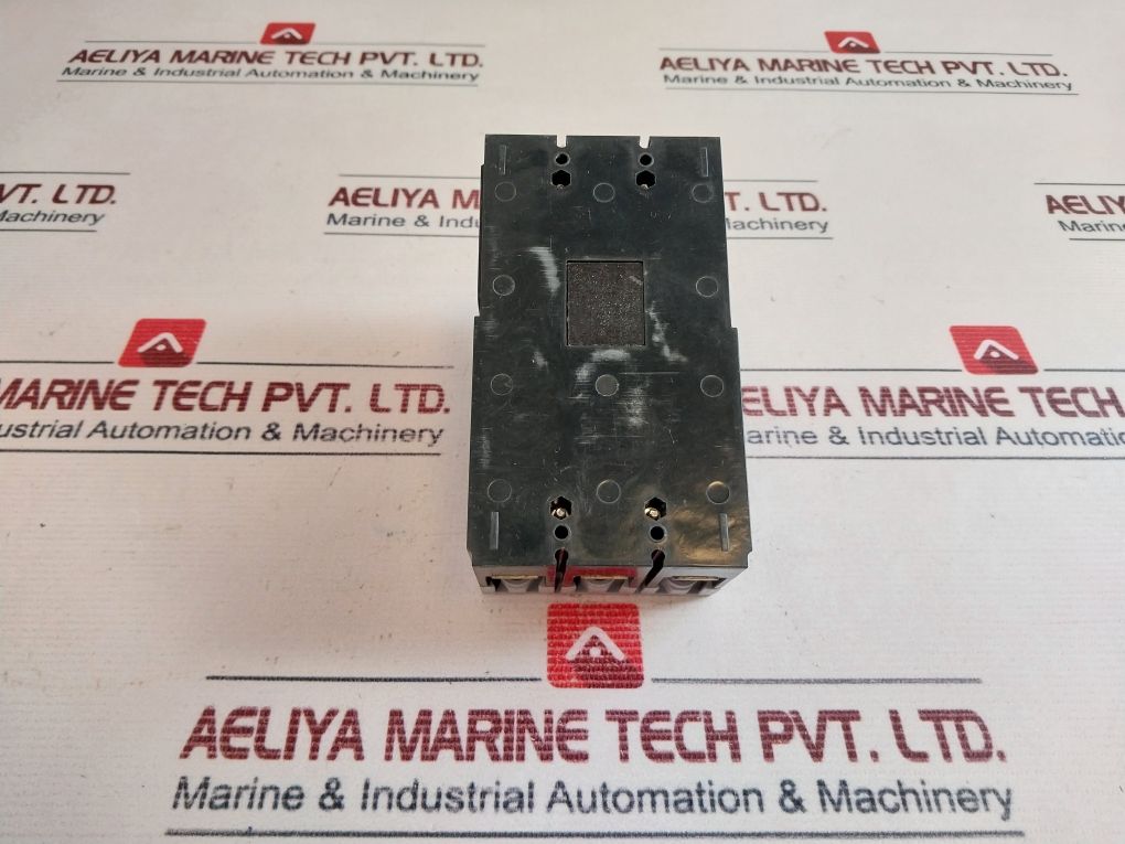 Larsen & Toubro Dn0-160Sd 3 Pole Moulded Case Circuit Breaker